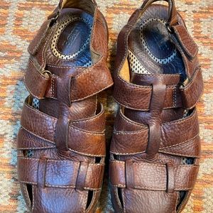 Born leather sandals